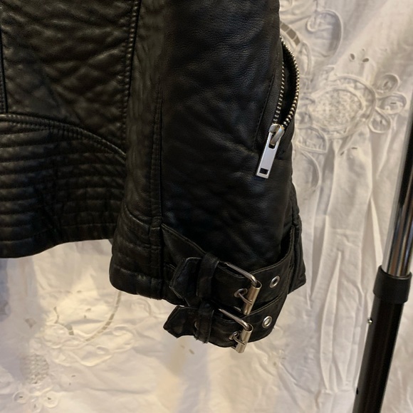 Black Rivet faux leather motorcycle jacket                   Size XL - Picture 2 of 4
